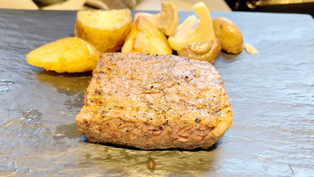 D-Steakの大塚牛ロースステーキ