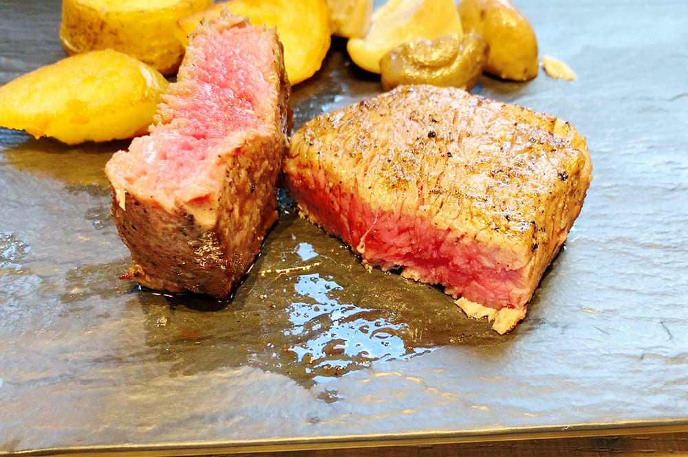 D-Steakの大塚牛ロースステーキ２