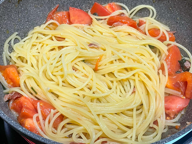 pepetama with prosciutto sauce16