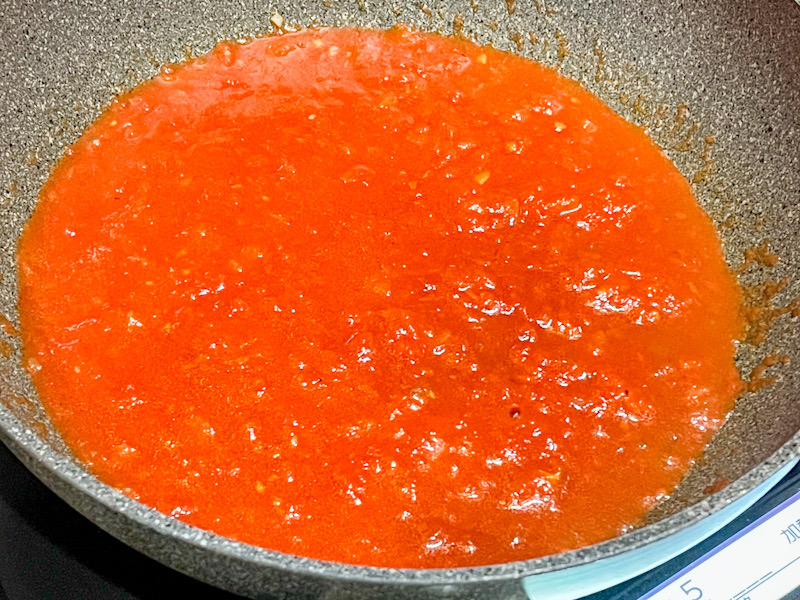 フローリアのトマトソース調理画像2